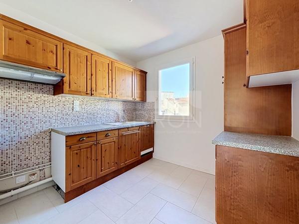 APPARTEMENT T3 A LOUER - LYON 2EME ARRONDISSEMENT - 66.29 m 2 - 1 510 € charges comprises par mois