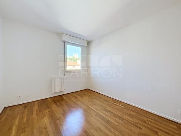 APPARTEMENT T3 A LOUER - LYON 2EME ARRONDISSEMENT - 66.29 m 2 - 1 510 € charges comprises par mois