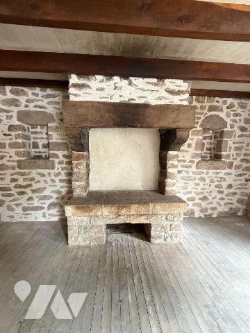 Au coeur de Pont-Aven, à deux pas du Bois d'Amour et de l'entrée de la ville, voici une maison ...