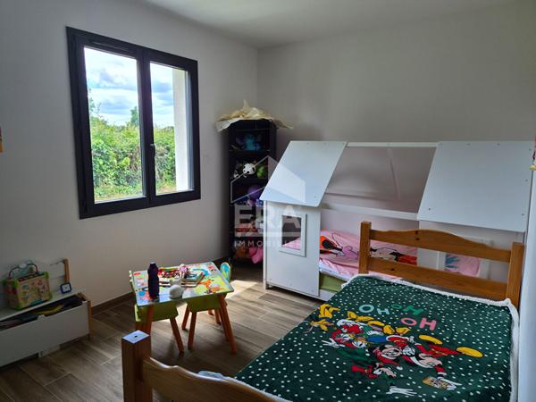 Maison plain pied, 7 pièces à vendre à Montpon Ménestérol - 157 m².
