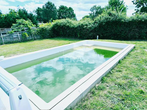 Maison plain pied, 7 pièces à vendre à Montpon Ménestérol - 157 m².