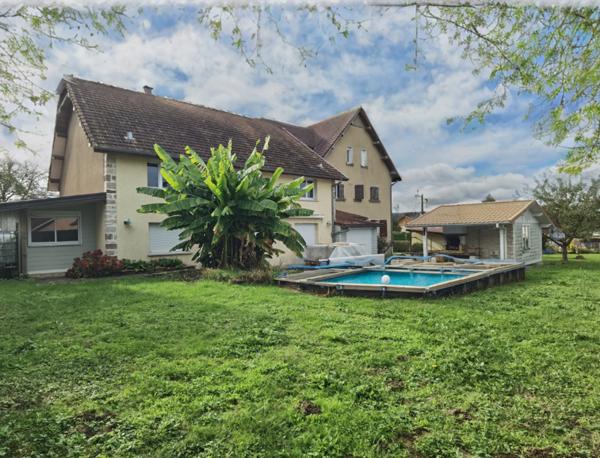 Immeuble 15 pièces - 439 m²