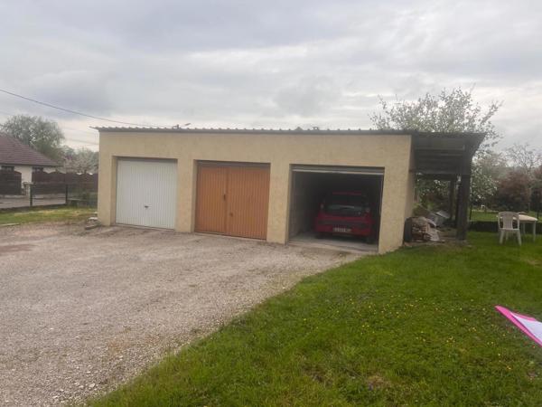 Immeuble 15 pièces - 439 m²