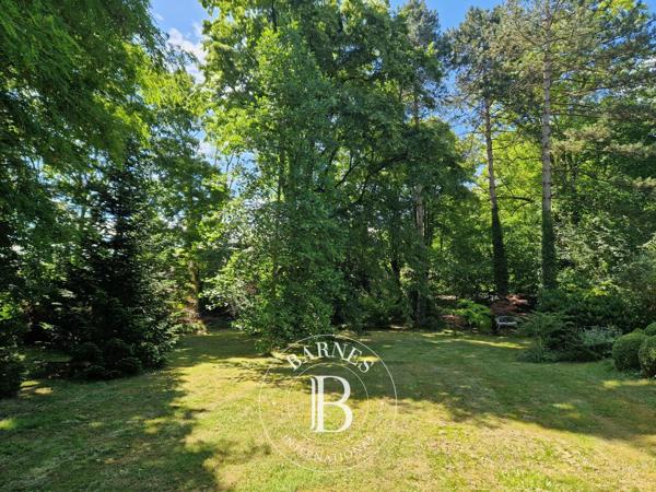 Asnières-sur-Oise, Maison 5 Chambres -  347 m² à vendre