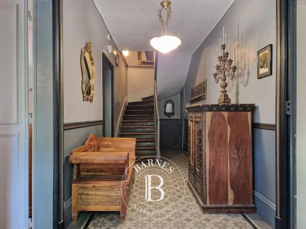 Asnières-sur-Oise, Maison 5 Chambres -  347 m² à vendre