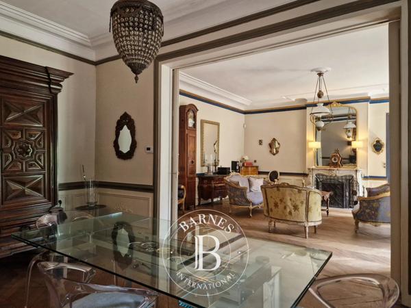 Asnières-sur-Oise, Maison 5 Chambres -  347 m² à vendre