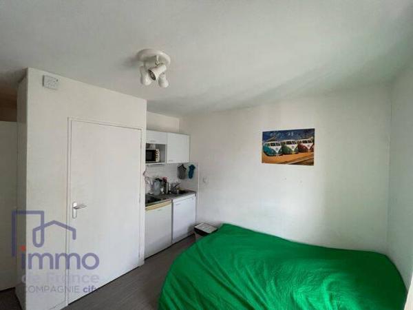 Lyon 9, studio meublé, en résidence services, spécifique investisseur.