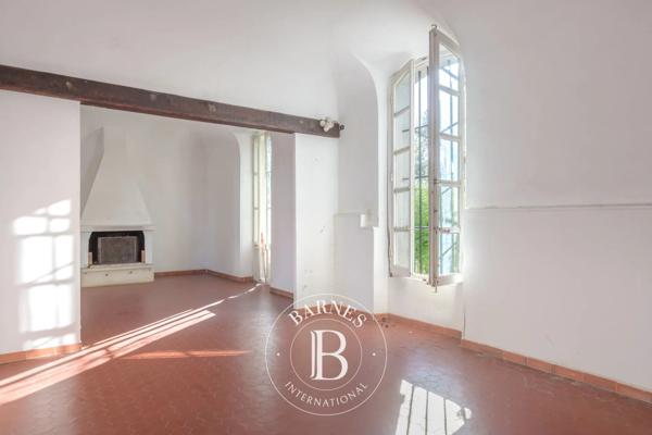 Sanary-sur-Mer, Propriété 3 Chambres -  140 m² à vendre