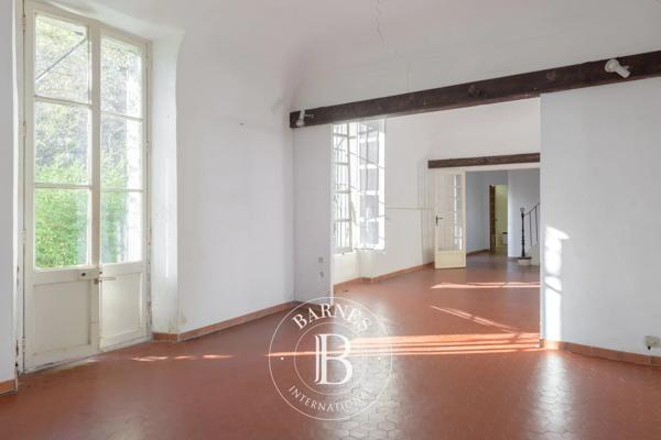 Sanary-sur-Mer, Propriété 3 Chambres -  140 m² à vendre