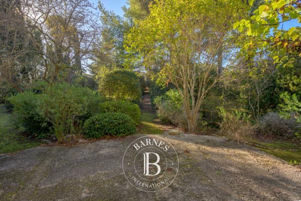 Sanary-sur-Mer, Propriété 3 Chambres -  140 m² à vendre