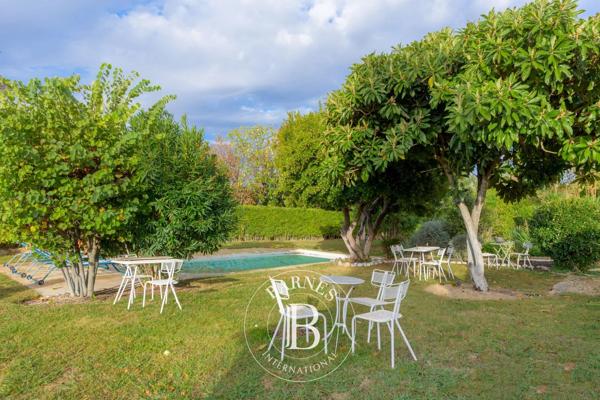 Le Castellet, Maison 4 Chambres -  180 m² à vendre