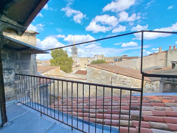 Bordeaux (33000) Charmant duplex avec terrasse en plein cœur historique