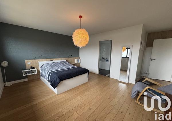 Maison d’architecte 7 pièces de 252 m² à Sens (89100)