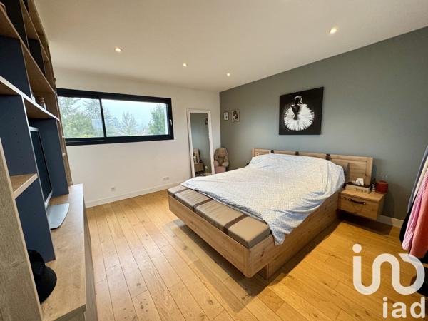 Maison d’architecte 7 pièces de 252 m² à Sens (89100)