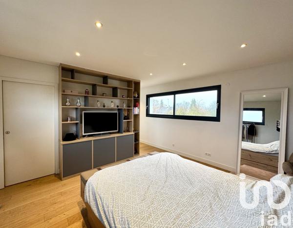 Maison d’architecte 7 pièces de 252 m² à Sens (89100)