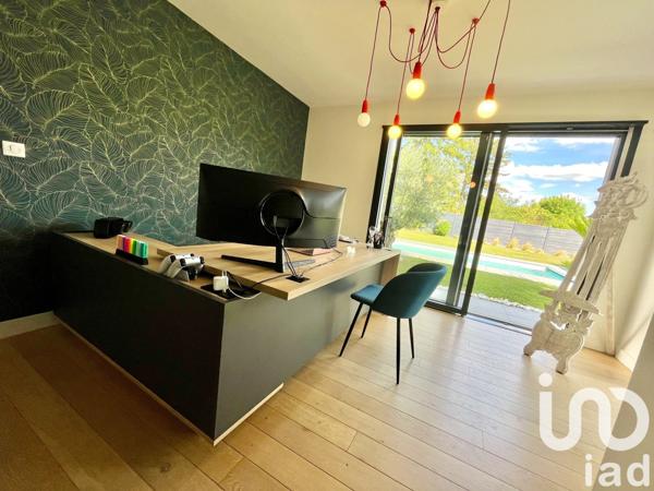 Maison d’architecte 7 pièces de 252 m² à Sens (89100)