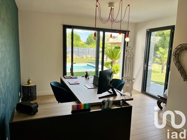 Maison d’architecte 7 pièces de 252 m² à Sens (89100)