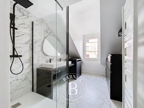 Paris 6ème, Appartement 2 Chambres -  84 m² à vendre