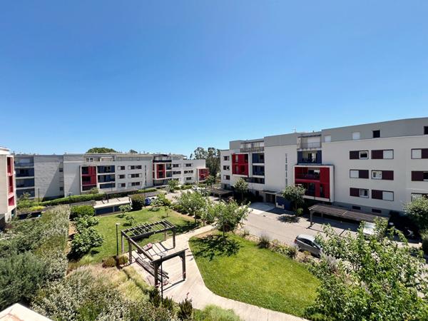 HYERES - Résidence récente - Appartement T3 - Double parking en sous-sol