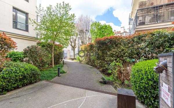 Appartement à vendre    4 pièces • 76,62 m2 Joinville-le-Pont