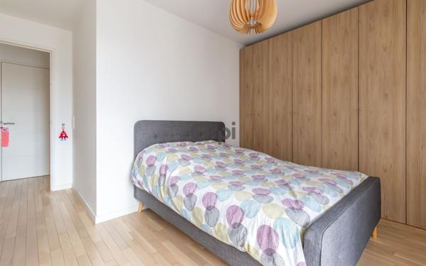 Appartement à vendre    4 pièces • 76,62 m2 Joinville-le-Pont