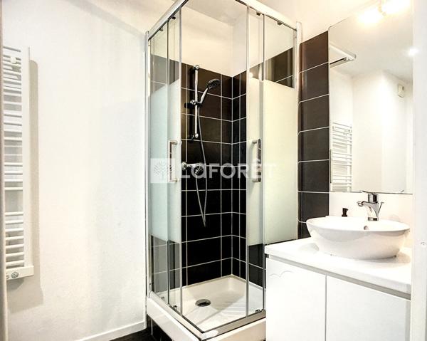 Location appartement près de CALUIRE ET CUIRE - 1 pièce(s) - 23 m² - 680 €/mois