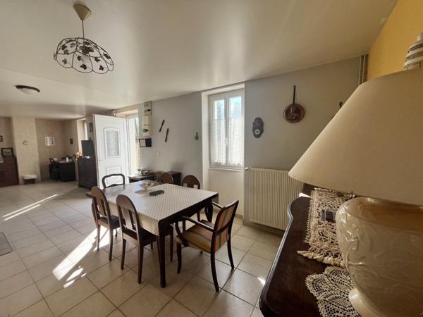 Maison à vendre |  Terrasson-Lavilledieu |  3 pièces | 103 m²
