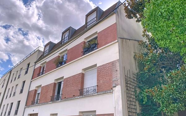 Appartement à vendre    3 pièces • 60,51 m2 Vanves