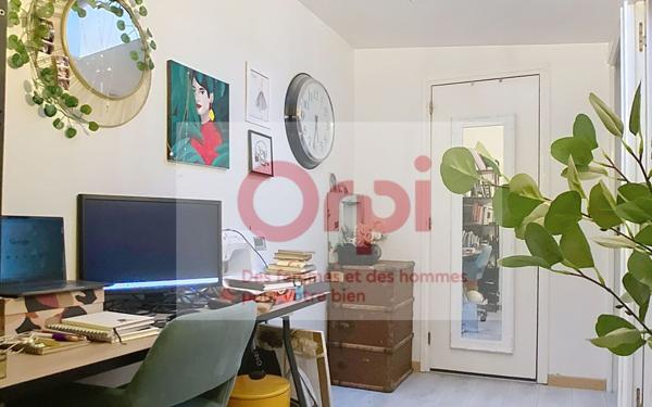 Appartement à vendre    3 pièces • 60,51 m2 Vanves