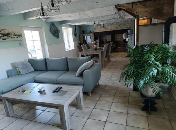 29530 Plonévez du Faou longère avec piscine, aucun travaux, 3 chambres, grand jardin