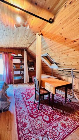 Coup de Cœur à Crozon : Élégance des Années 50 sur le Versant Sud