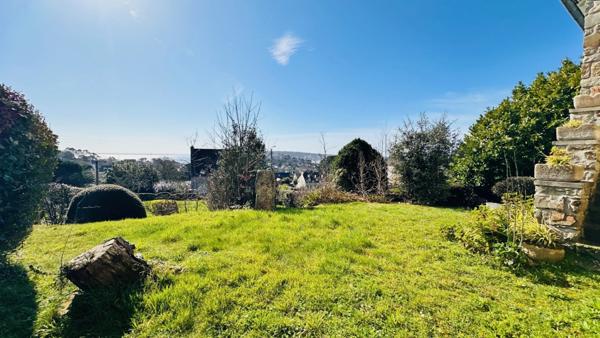 Coup de Cœur à Crozon : Élégance des Années 50 sur le Versant Sud