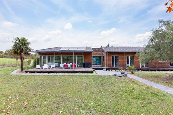 Maison d’architecte aux portes de Revel