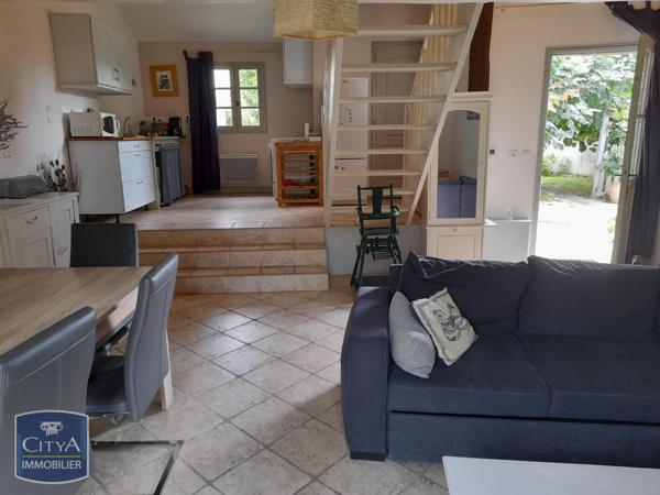 Maison à louer 3 pièces 64.31m² Razines (37120)