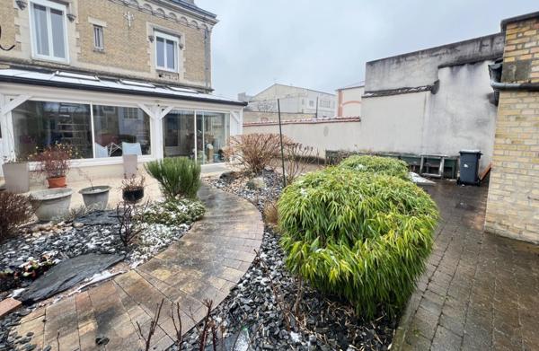 Maison bourgeoise à vendre 8 pièces Epernay(51)