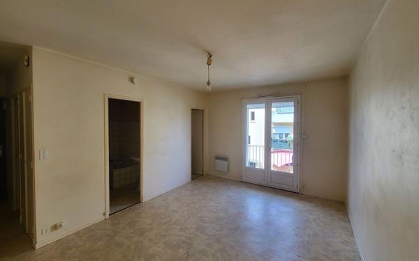 Appartement à vendre    1 pièce • 27,01 m2 Albi