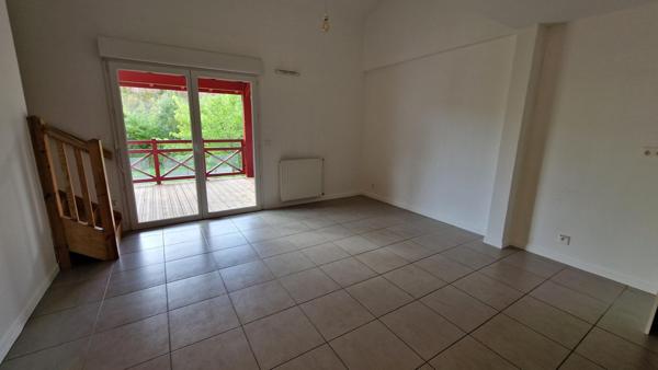 Urrugne (64122) Appartement en duplex 2 chambres + 1 chambre d'enfant ou bureau - Résidence récente à Urrugne