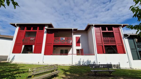 Urrugne (64122) Appartement en duplex 2 chambres + 1 chambre d'enfant ou bureau - Résidence récente à Urrugne