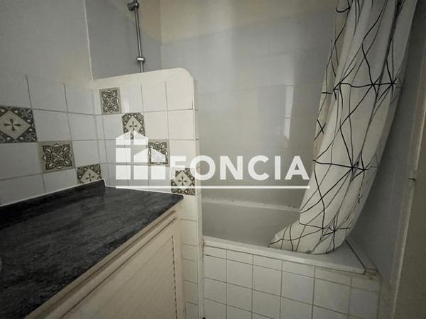 Location Appartement 2 pièces 49.8 m² - 96 AVENUEDE FORBIN Toulon 83000