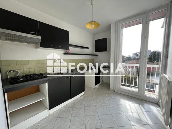 Location Appartement 2 pièces 49.8 m² - 96 AVENUEDE FORBIN Toulon 83000