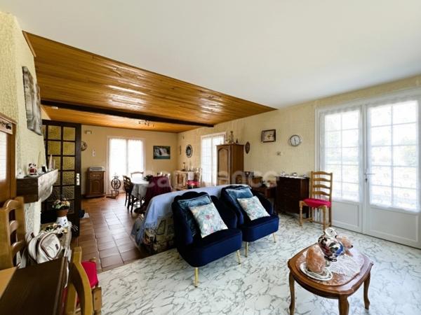 Maison contemporaine de 116 m² - Jardin arboré et potentiel piscine - Chevanceaux (17)