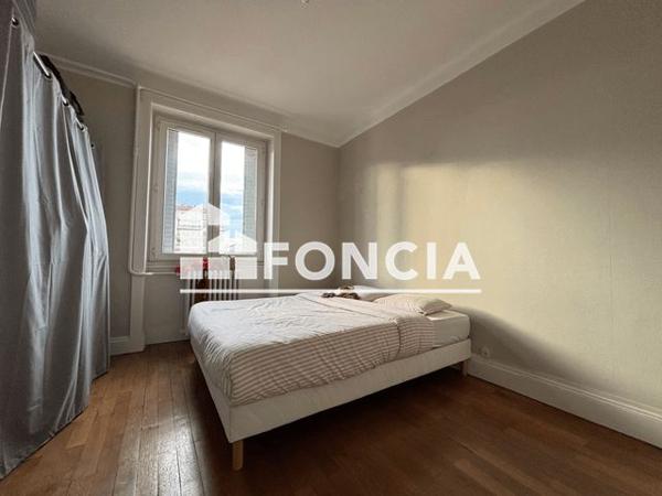 Location Appartement 2 pièces 51.88 m² - 11 PLACE BIR HAKEIM Lyon 69003