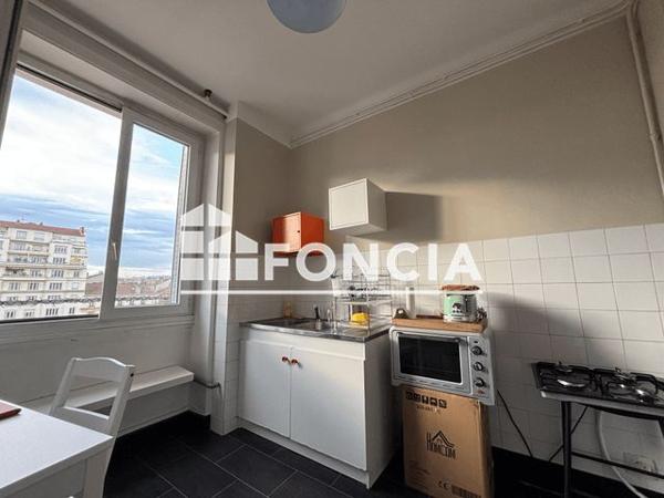 Location Appartement 2 pièces 51.88 m² - 11 PLACE BIR HAKEIM Lyon 69003