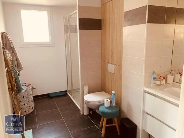 Appartement à louer 2 pièces 46m²