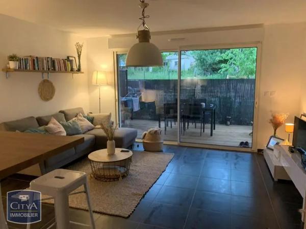 Appartement à louer 2 pièces 46m²