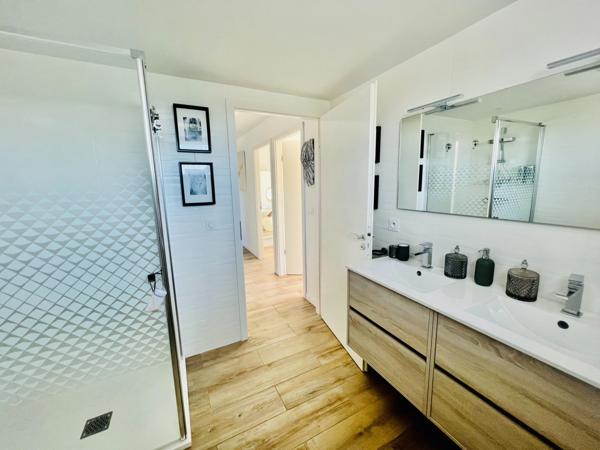 LA TURBALLE-MAISON CONTEMPORAINE 6P DE 176M2-PISCINE-GARAGE 40M2-JARDIN-SUR TERRAIN DE 720M2
