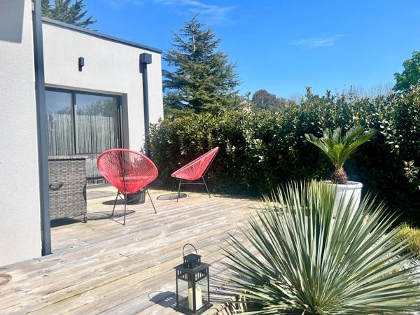 LA TURBALLE-MAISON CONTEMPORAINE 6P DE 176M2-PISCINE-GARAGE 40M2-JARDIN-SUR TERRAIN DE 720M2