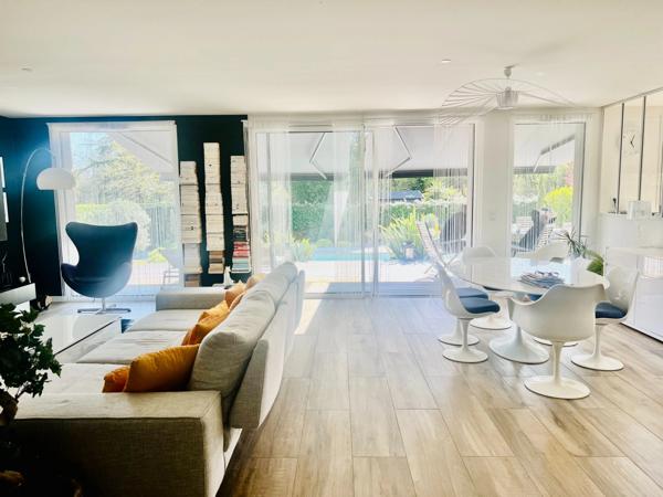 LA TURBALLE-MAISON CONTEMPORAINE 6P DE 176M2-PISCINE-GARAGE 40M2-JARDIN-SUR TERRAIN DE 720M2