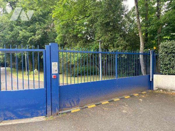 LE BOUSCAT (33110) - Dans résidence "Darchand" Bel appartement de type 4 pièces 160,62m² habita...