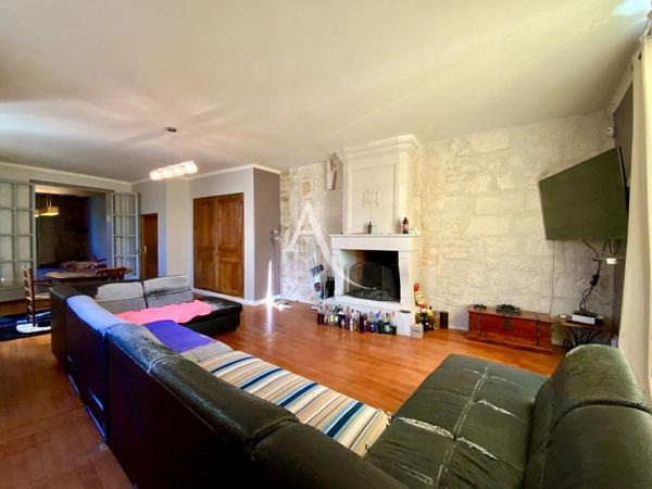 Maison médiévale de + de 700 ans ? coeur historique de Pons